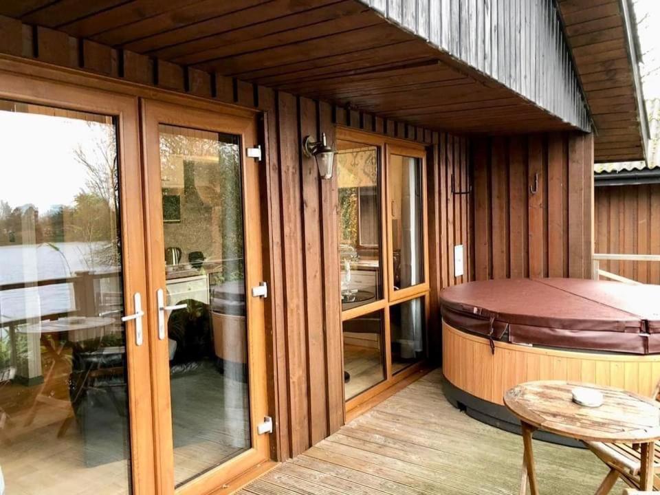 Holly Lodge 14 Hot Tub York Ngoại thất bức ảnh